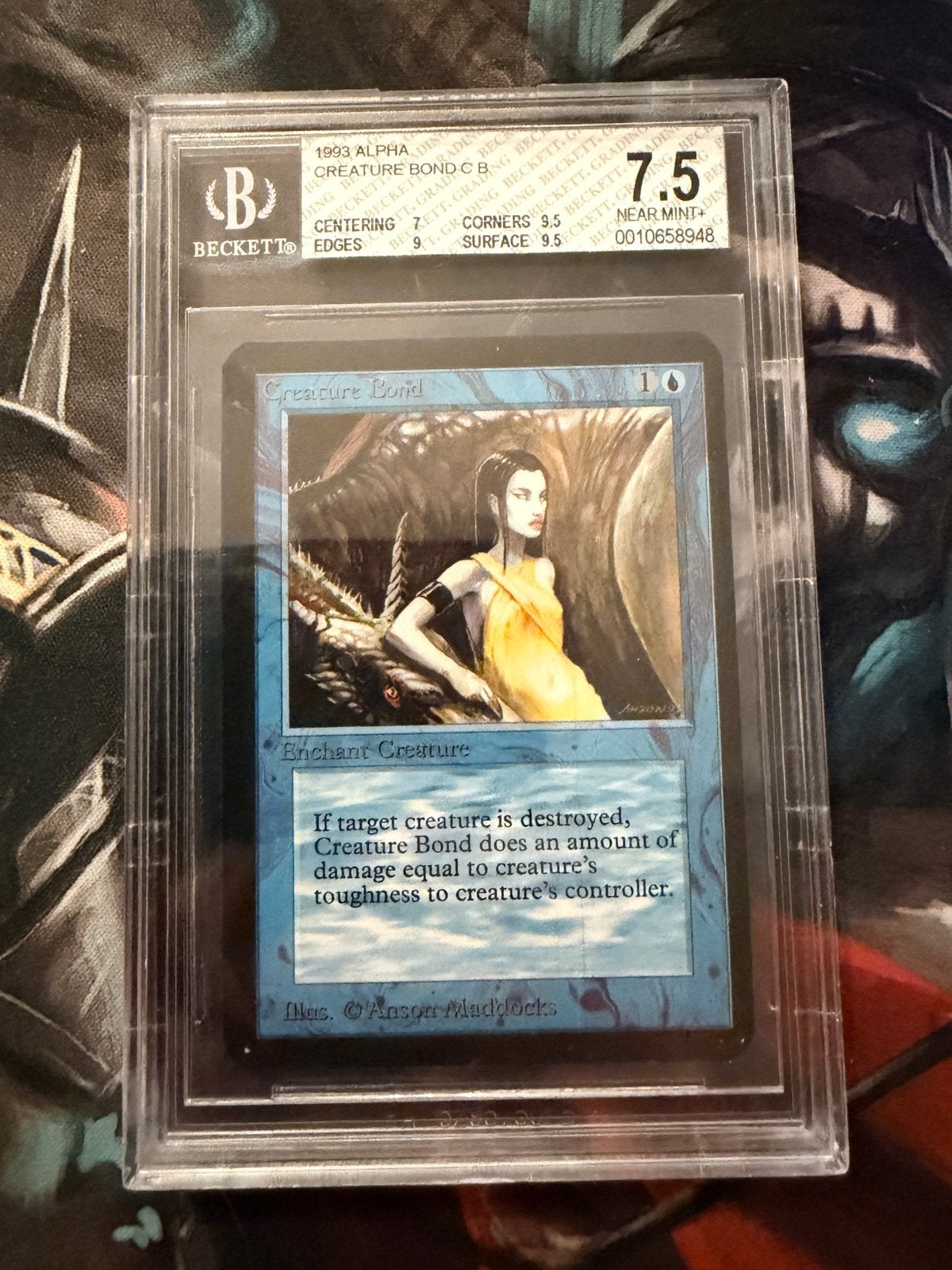 Magic: The Gathering Alpha Creature Bond BGS 7.5, Ophalen of Verzenden, Zo goed als nieuw, Losse kaart