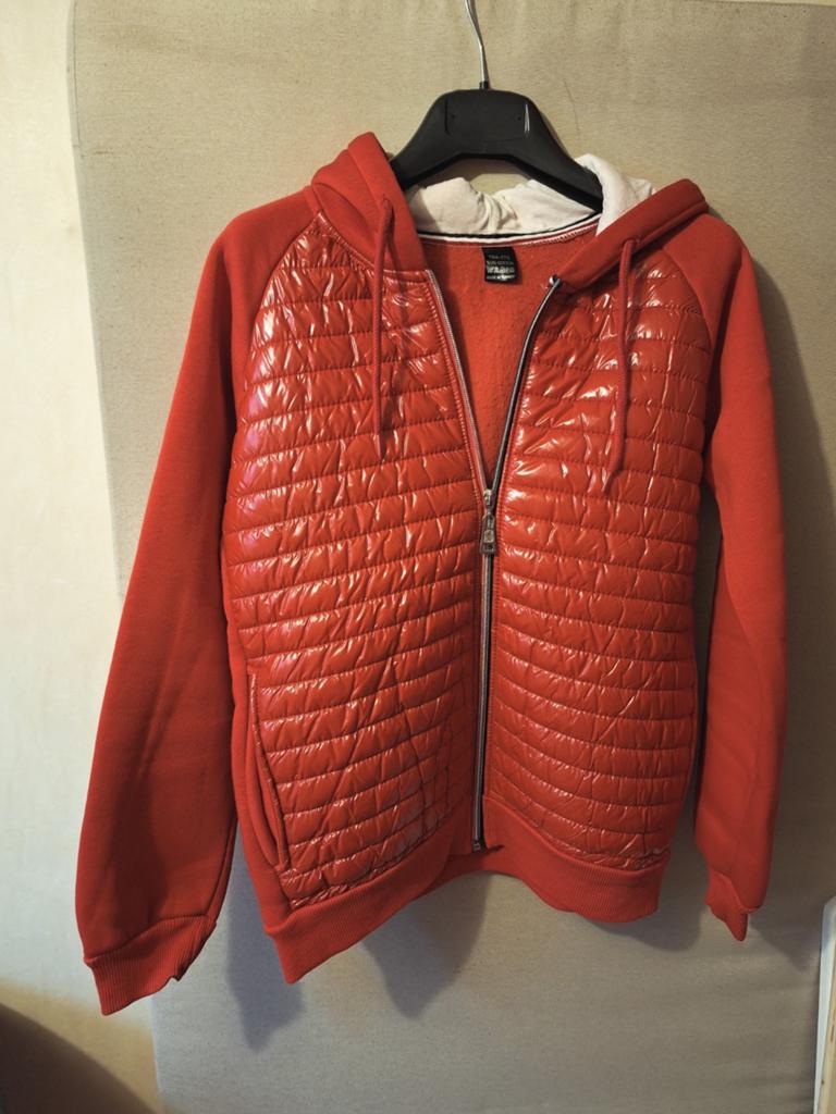 Moncler gewatteerde tussenjas - Rood maat S, Moncler, Maat 48/50 (M), Ophalen of Verzenden, Zo goed als nieuw