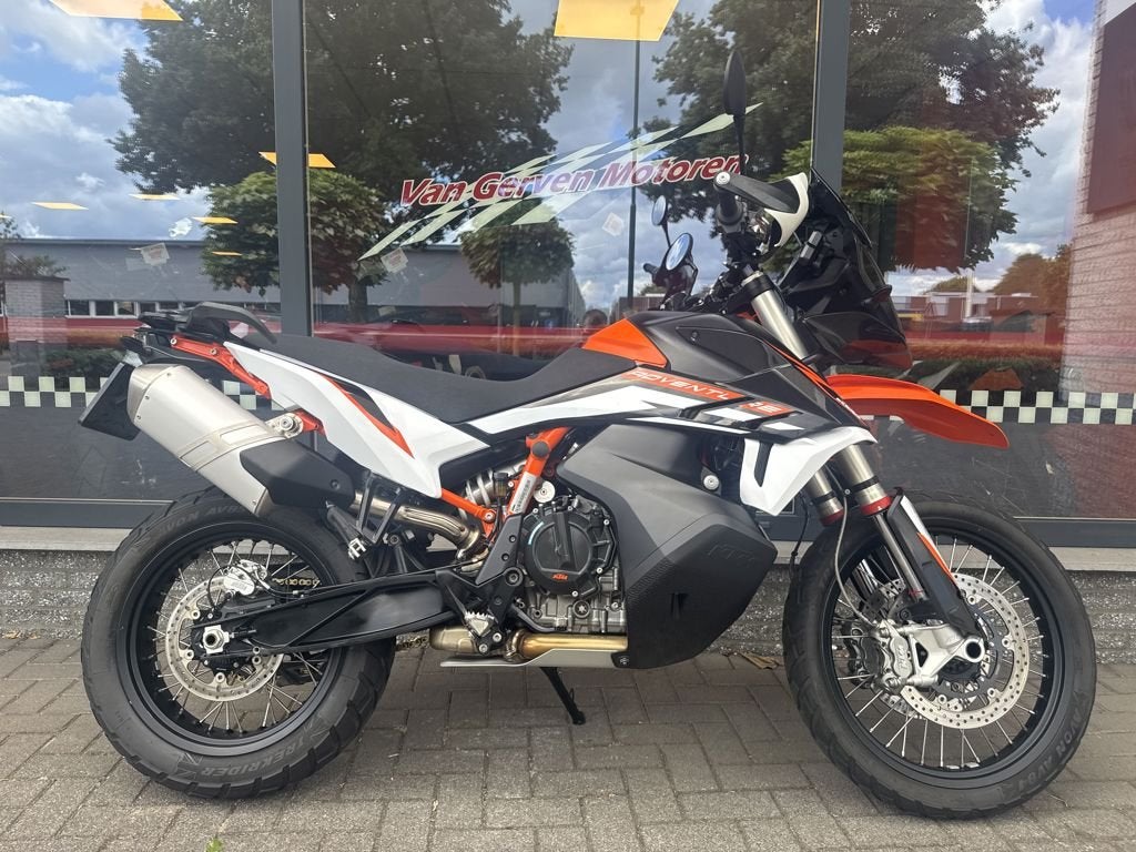 KTM 890 ADVENTURE R 2021, Bedrijf, Toermotor