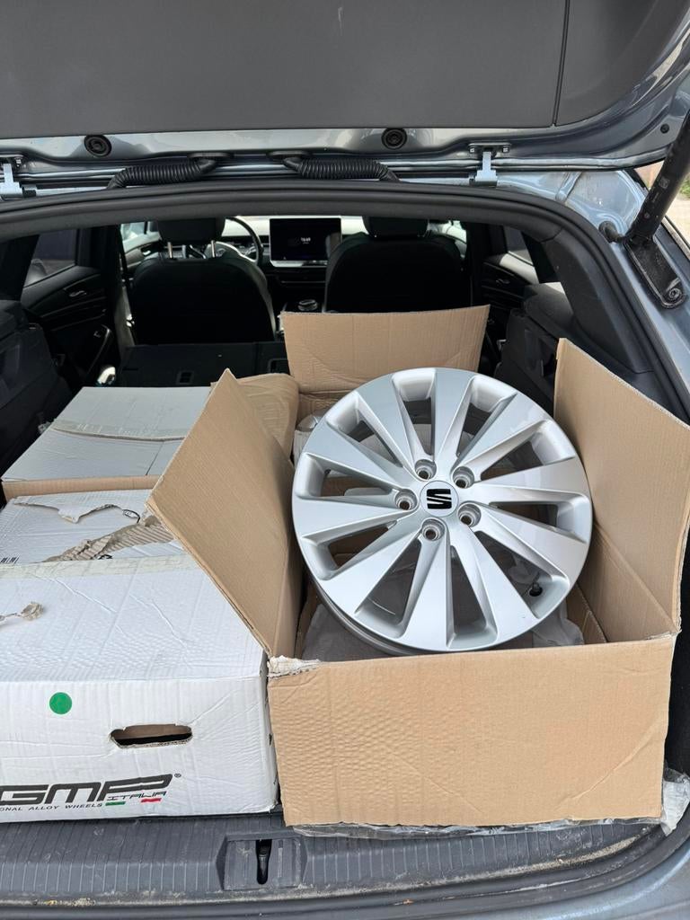 4x SEAT 16 inch lichtmetalen velg 6Jx16 ET45 5x112 – CMS, Ophalen