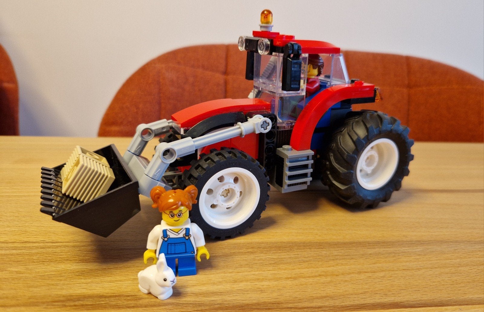 Lego City Tractor 60287 met minifiguur en konijn, City, Lego, Ophalen of Verzenden, Zo goed als nieuw