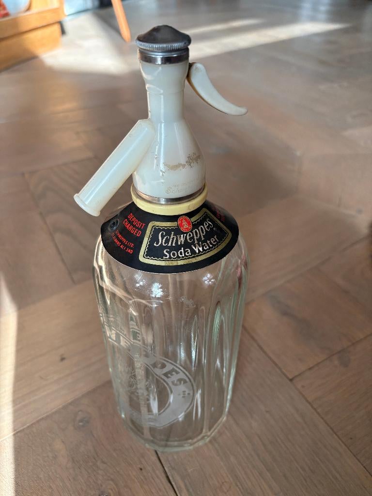 Schweppes spuitwaterfles, Ophalen of Verzenden