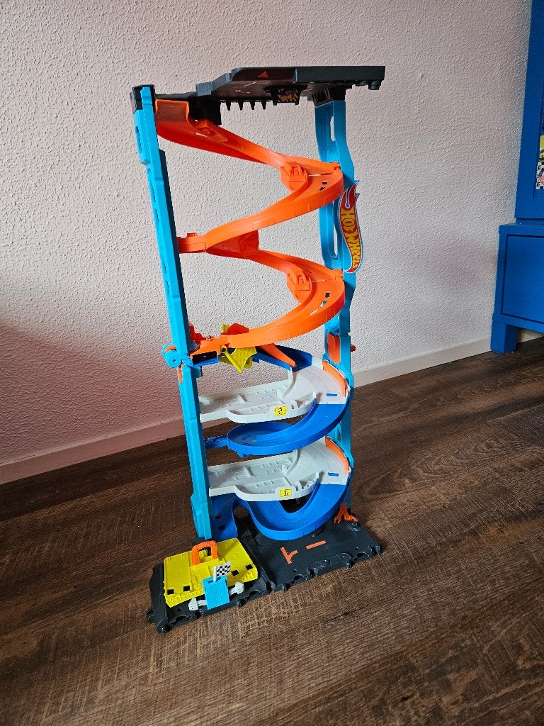 Hot Wheels City - Transforming Race Tower, Ophalen, Zo goed als nieuw, Jongen of Meisje
