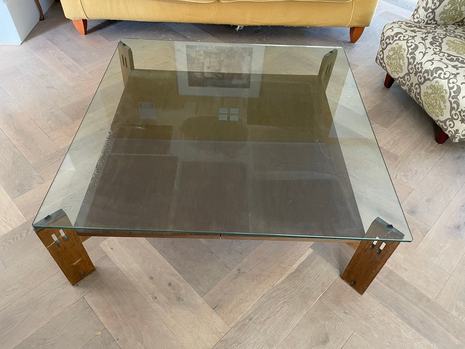 Glazen salontafel ( merk Giogetti) houten  onderstel, Ophalen, Gebruikt, Vierkant, Glas
