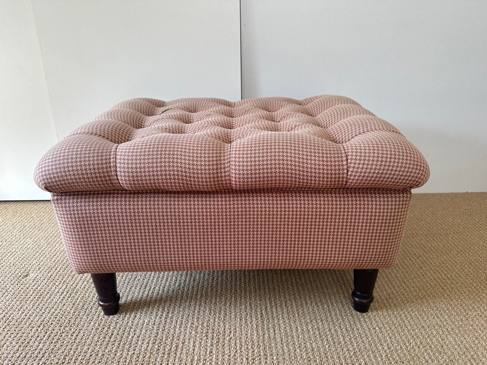 Klassieke hocker, Ophalen, Klassiek, 50 tot 75 cm, Zo goed als nieuw