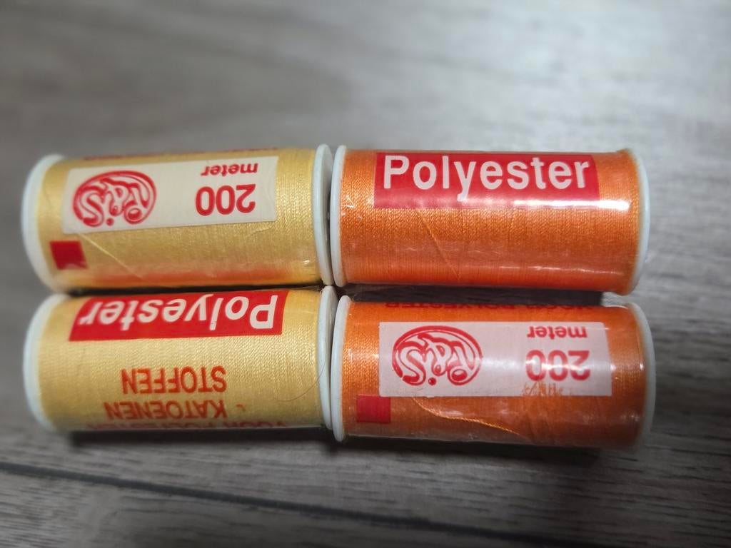 4  garen - 200 meter per klos, Hobby en Vrije tijd, Ophalen of Verzenden, Nieuw, Garen of Naald(en)