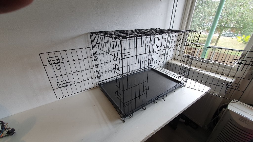 Opvouwbare Honden bench met twee deuren, Ophalen, Handelsonderneming.bezemer@gmail.com, Retourgoederen, Retourgoederen