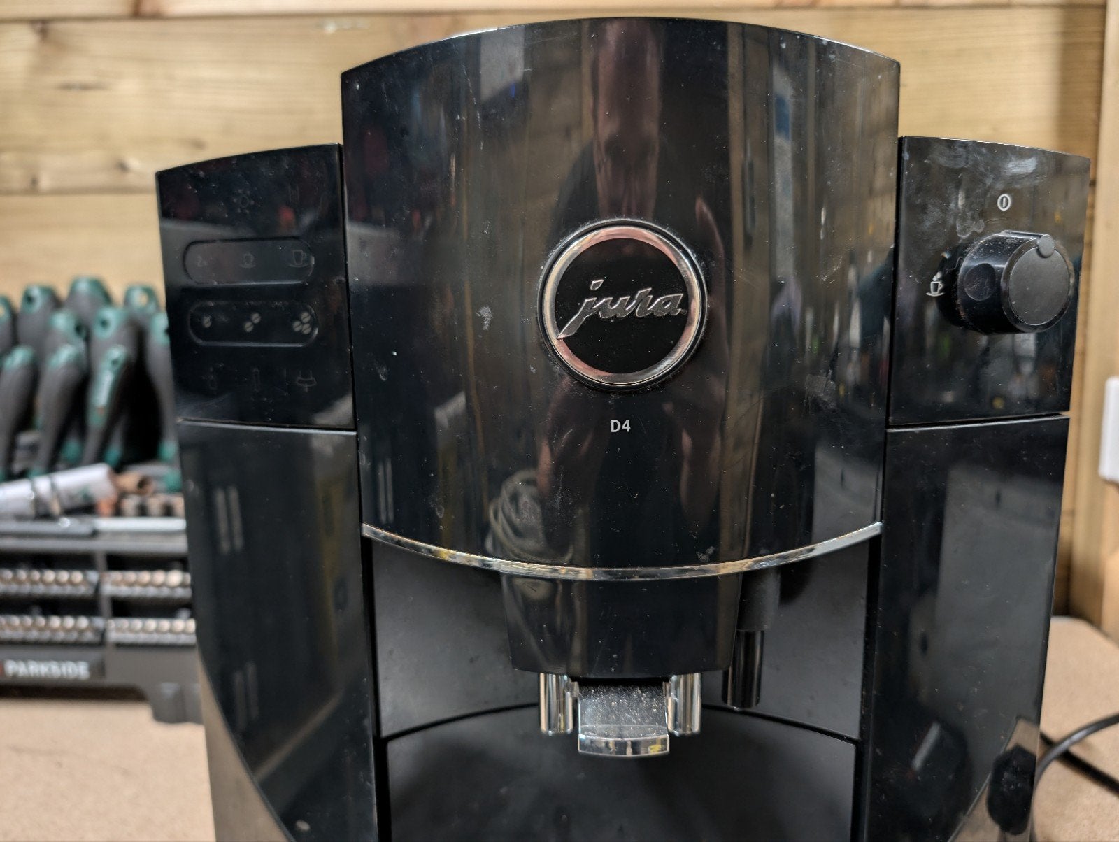 Jura D4 15221 Koffiemachine - Compleet Gereviseerd, 10 kopjes of meer, Koffiemachine, Ophalen of Verzenden, Zo goed als nieuw