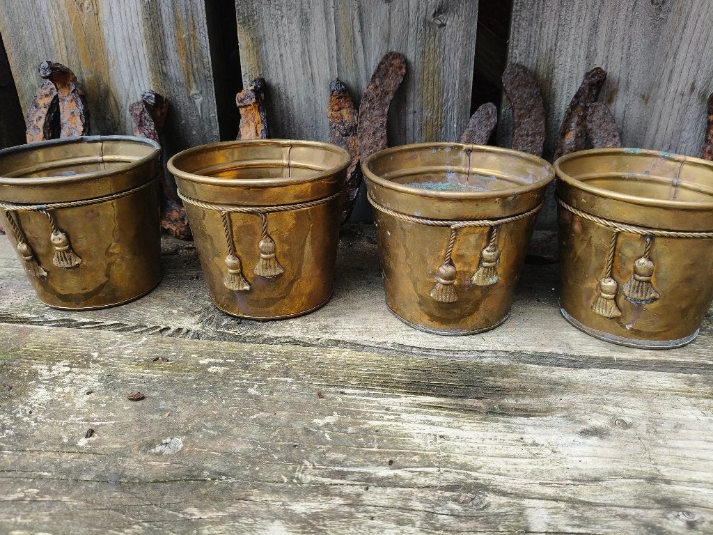 4 oude messing emmertjes, bloempotten, Ophalen of Verzenden, Koper