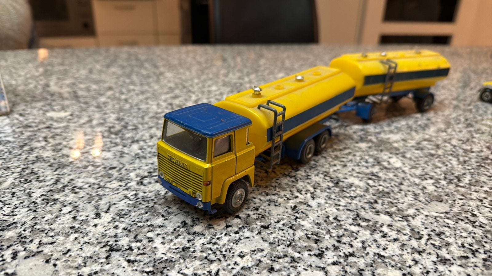 Mooie originele dealer Scania vrachtauto., Ophalen of Verzenden, Zo goed als nieuw, Bus of Vrachtwagen