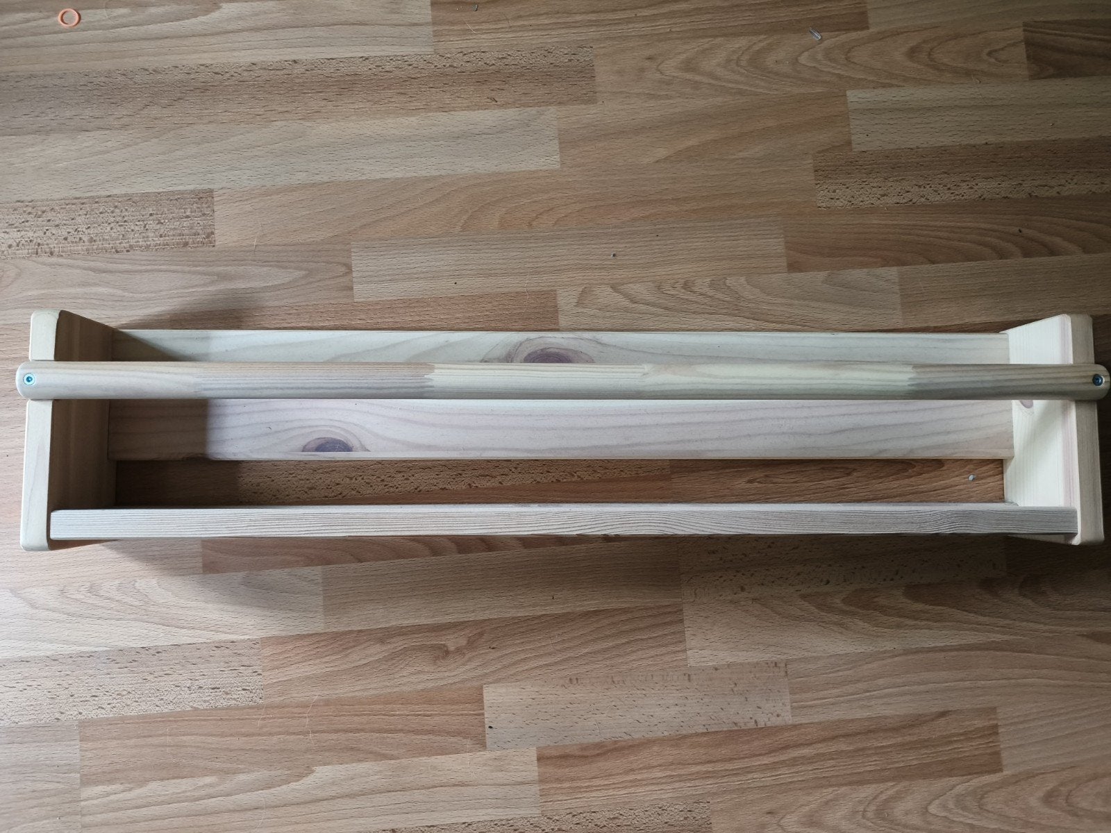 IKEA FLISAT wandplank boekenrekje voor kinderkamer, Ophalen, Zo goed als nieuw