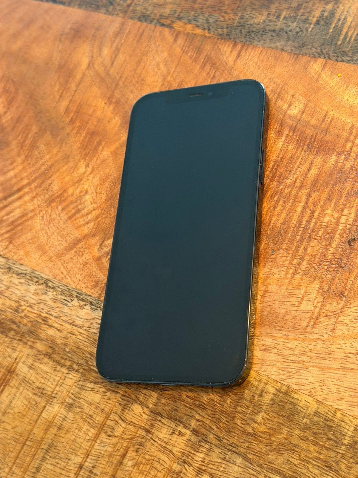 iPhone 12 Pro 128GB – werkt perfect – met doos & bon, 128 GB, Zwart, Zo goed als nieuw, IPhone 12 Pro
