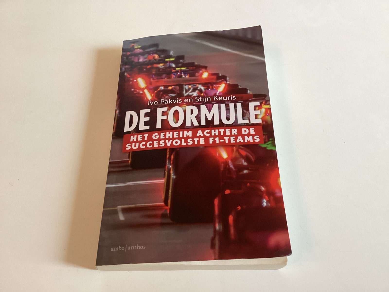 De Formule: Het geheim achter succesvolle F1-teams, Boeken, Auto's | Boeken, Ophalen of Verzenden, Zo goed als nieuw, Algemeen