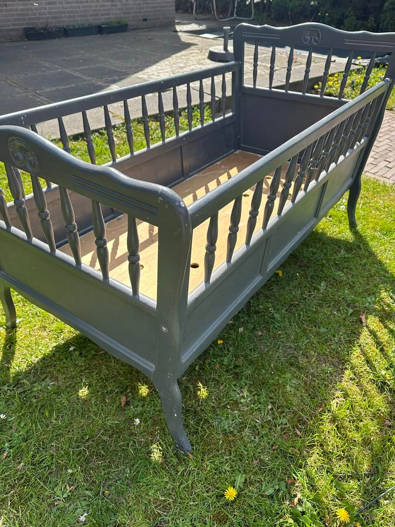 Vintage brocante Wiegje 'Mijn Bedje' - Grijs geverfd, Ophalen, Gebruikt, Ledikant