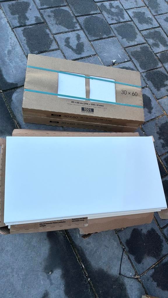 Witte tegels 30x60, Ophalen, 40 tot 60 cm, 5 tot 10 m², Zo goed als nieuw