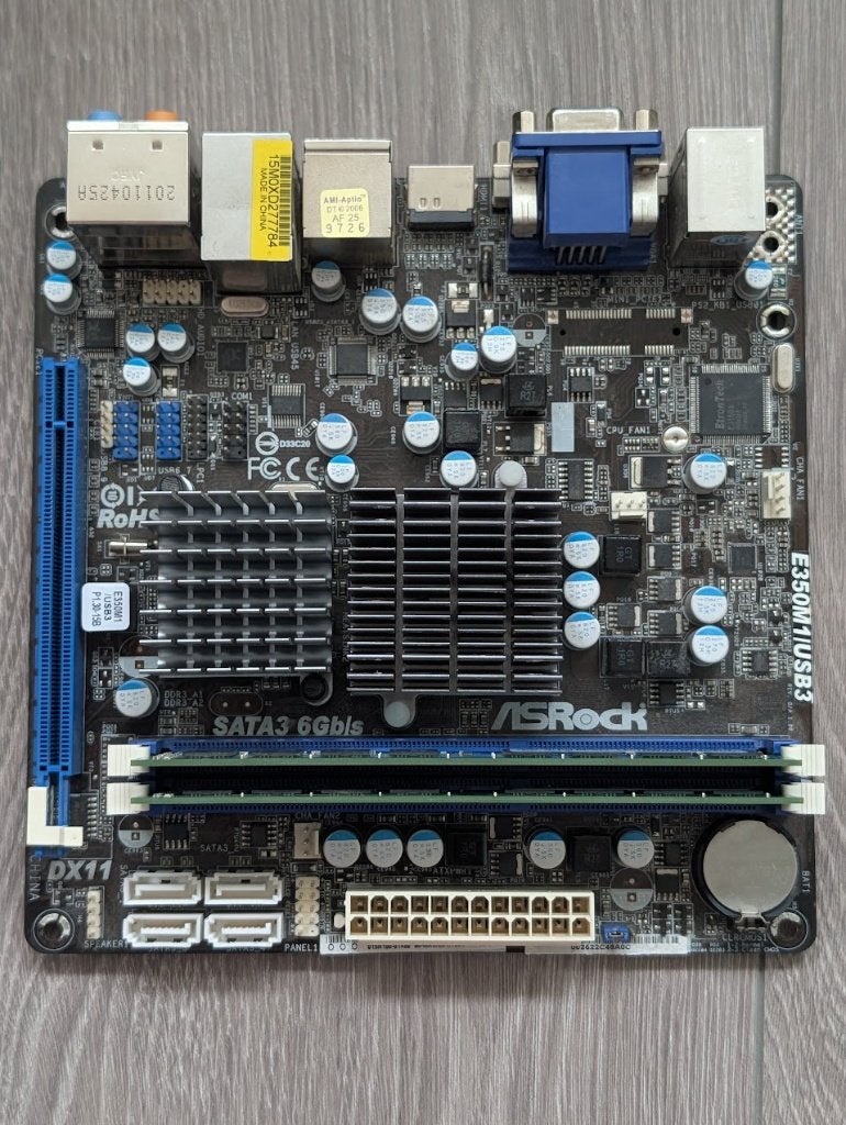 Moederbord ASRock E350M1/USB3+ 8GB Samsung DDR3 RAM, DDR3, Ophalen of Verzenden, Zo goed als nieuw, Mini-ITX