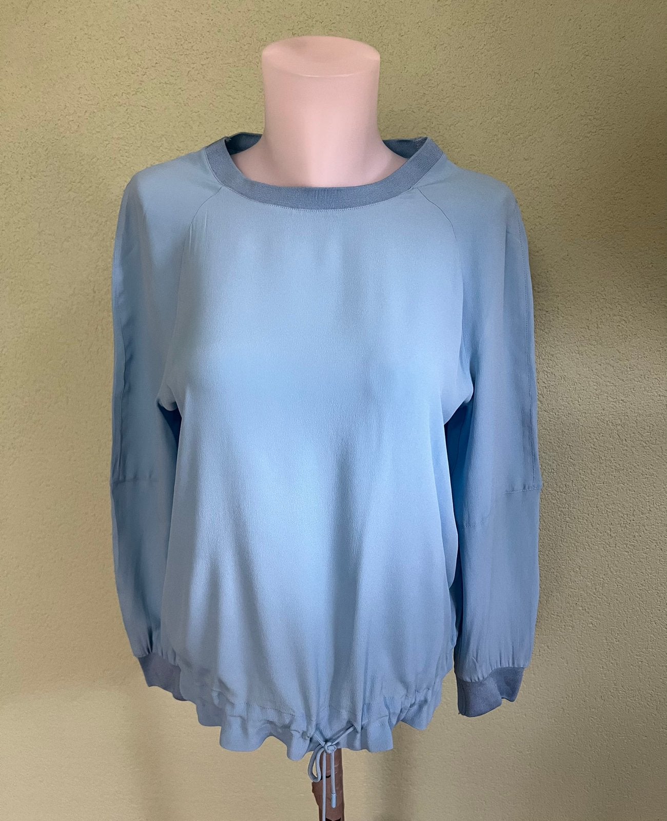Marccain Sports blouse N3, Kleding | Dames, Verzenden, Zo goed als nieuw, Maat 38/40 (M), Blauw