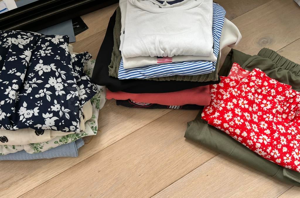 Pakket kleding meisjes maat 152, Ophalen, Zo goed als nieuw, Meisje
