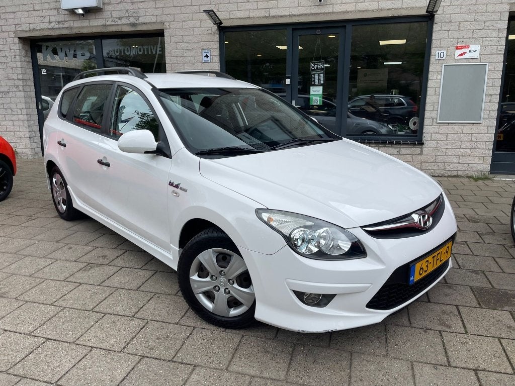 Hyundai I30 CW 1.4i i-Drive Cool | Airco | Nieuwe APK | NAP, Auto's, Euro 5, Gebruikt, 4 cilinders, 1396 cc