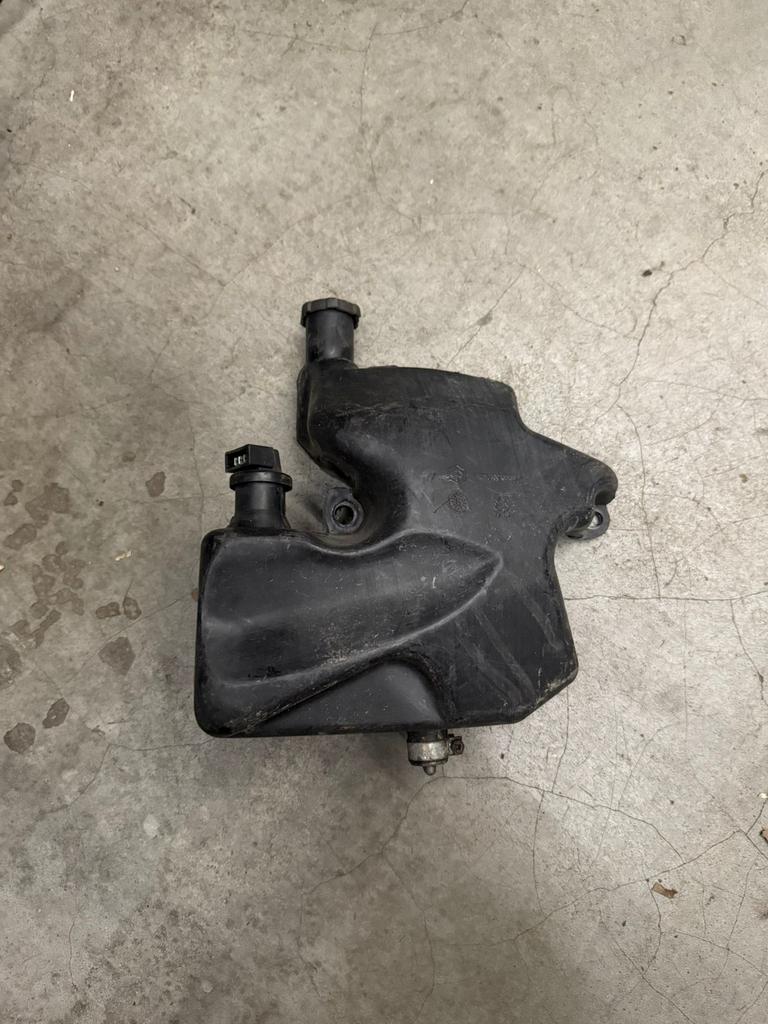 Piaggio zip olie tank 2takt onderdelen sp h20, Motoren, Tuning en Styling, Ophalen of Verzenden