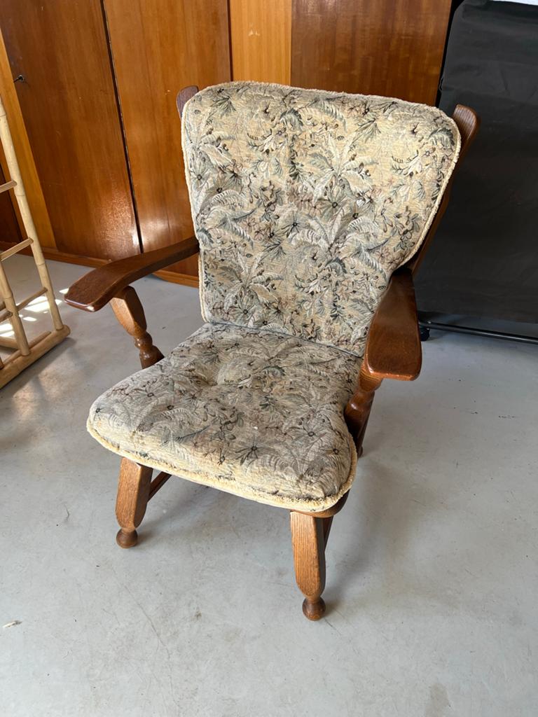 Houten stoel met bloemenprint, Ophalen