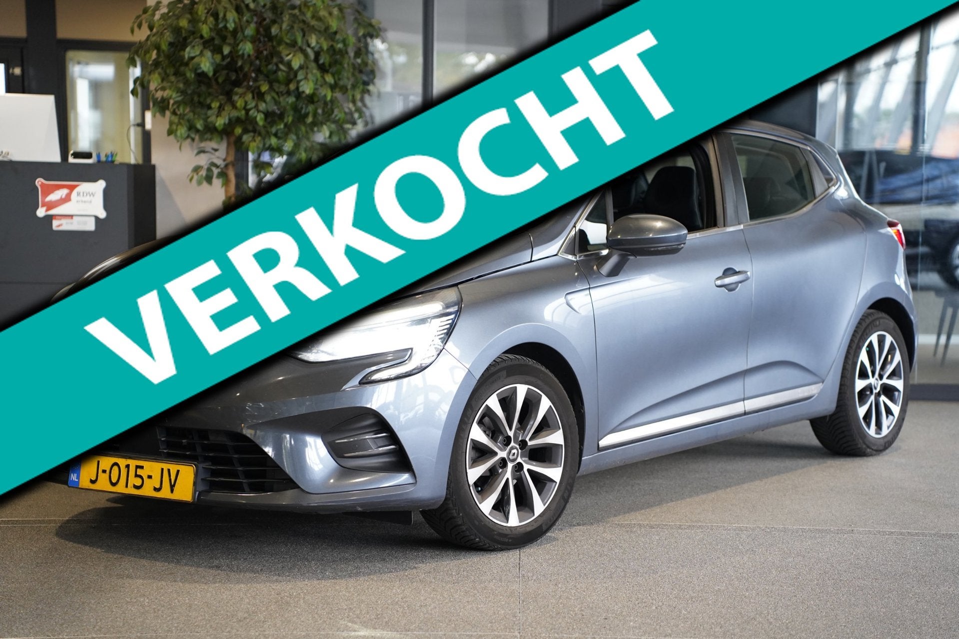 Renault Clio 1.0 TCe Bi-Fuel Intens Navi Trek Cam Apple Pdc, Auto's, Voorwielaandrijving, Dealer onderhouden, 101 pk, Euro 6