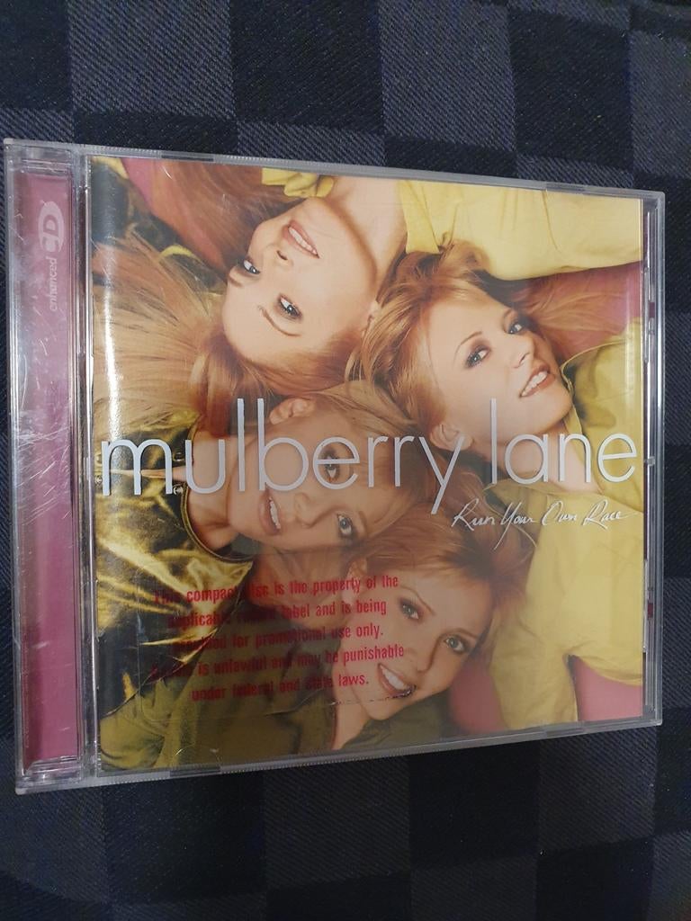 Mulberry lane run your own race, Verzenden, Gebruikt