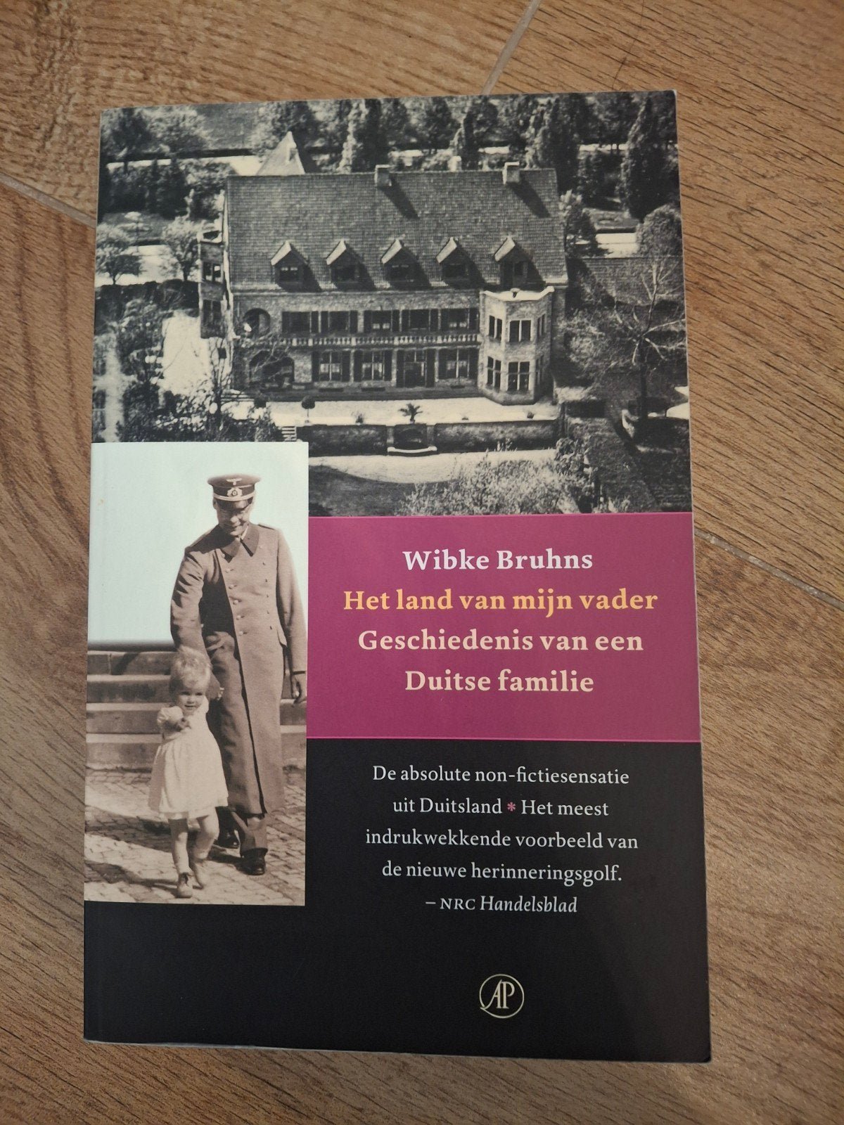 Wibke Bruhns - Het land van mijn vader, Ophalen of Verzenden, Zo goed als nieuw, Wibke Bruhns