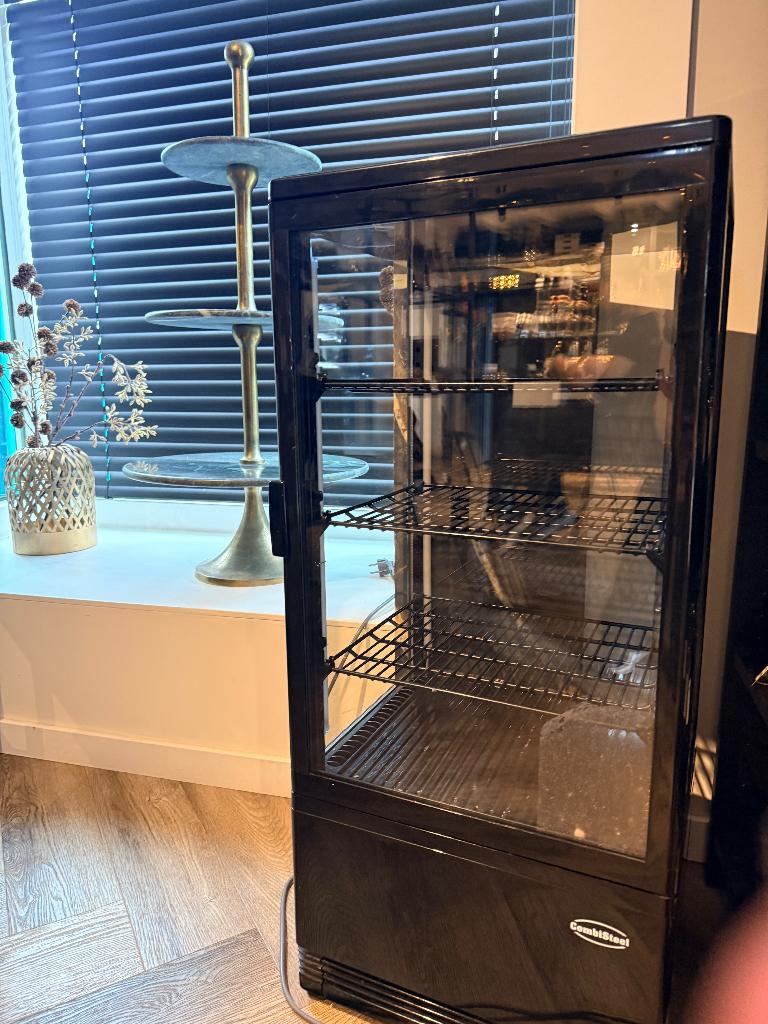 CombiSteel display koelkast / vitrinekoelkast, Zakelijke goederen, Horeca | Keukenapparatuur, Koelen en Vriezen, Gebruikt, Ophalen