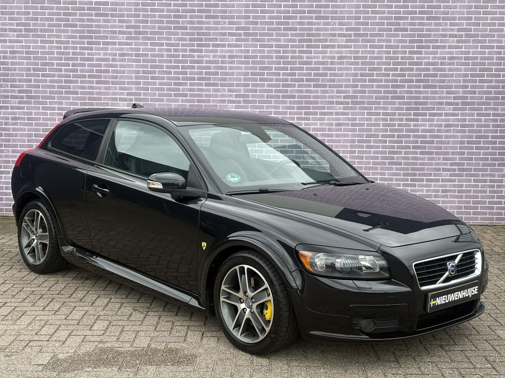 Volvo C30 2.4i Summum | 5 cilinder | Stoelverwarming | Exter, Voorwielaandrijving, Gebruikt, 700 kg, 4 stoelen