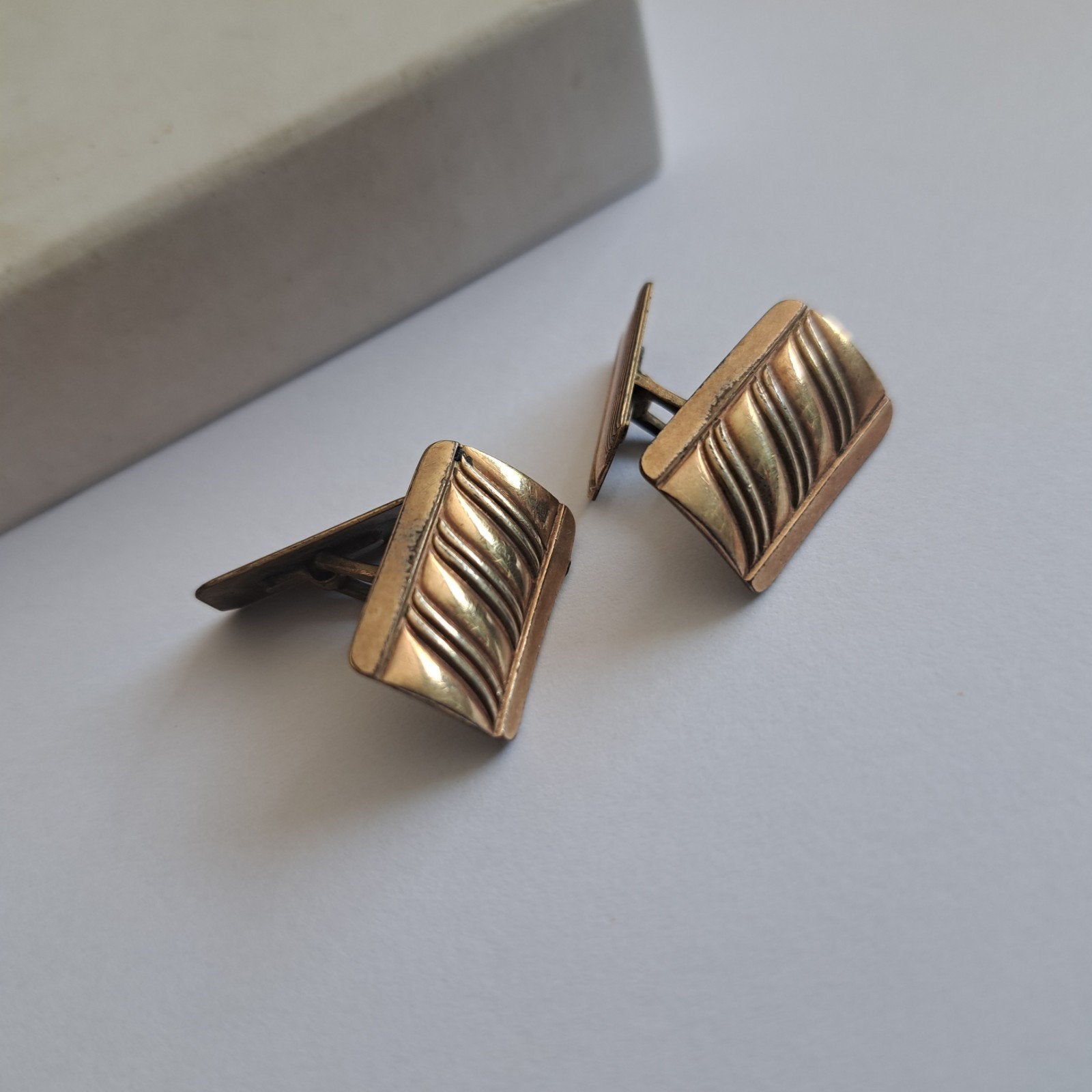 Oude double manchetknopen gemekt, Sieraden, Tassen en Uiterlijk, Antieke sieraden, Verzenden, Overige materialen, Manchetknopen