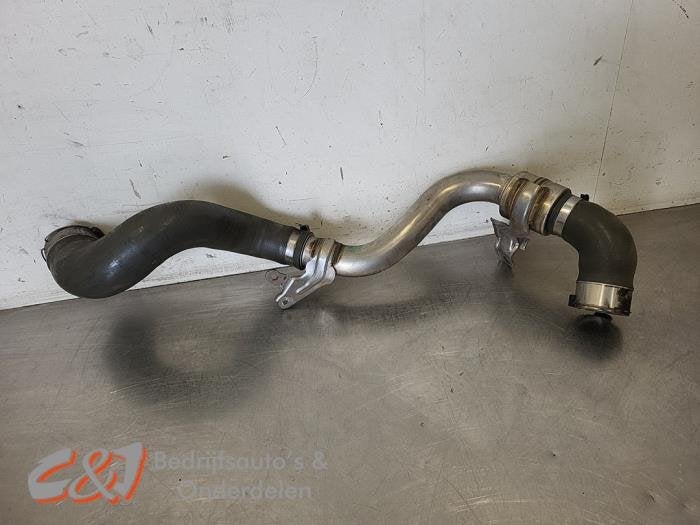 Intercooler Buis van een Opel Vivaro, Gebruikt, -, -, Opel