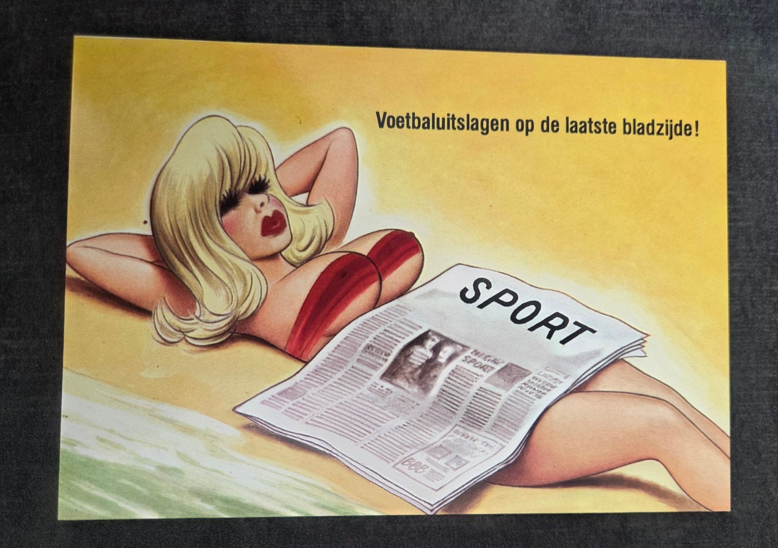 Vintage Pin-up Ansichtkaart - Voetbaluitslagen, Verzenden, 1960 tot 1980, Ongelopen, Overige thema's