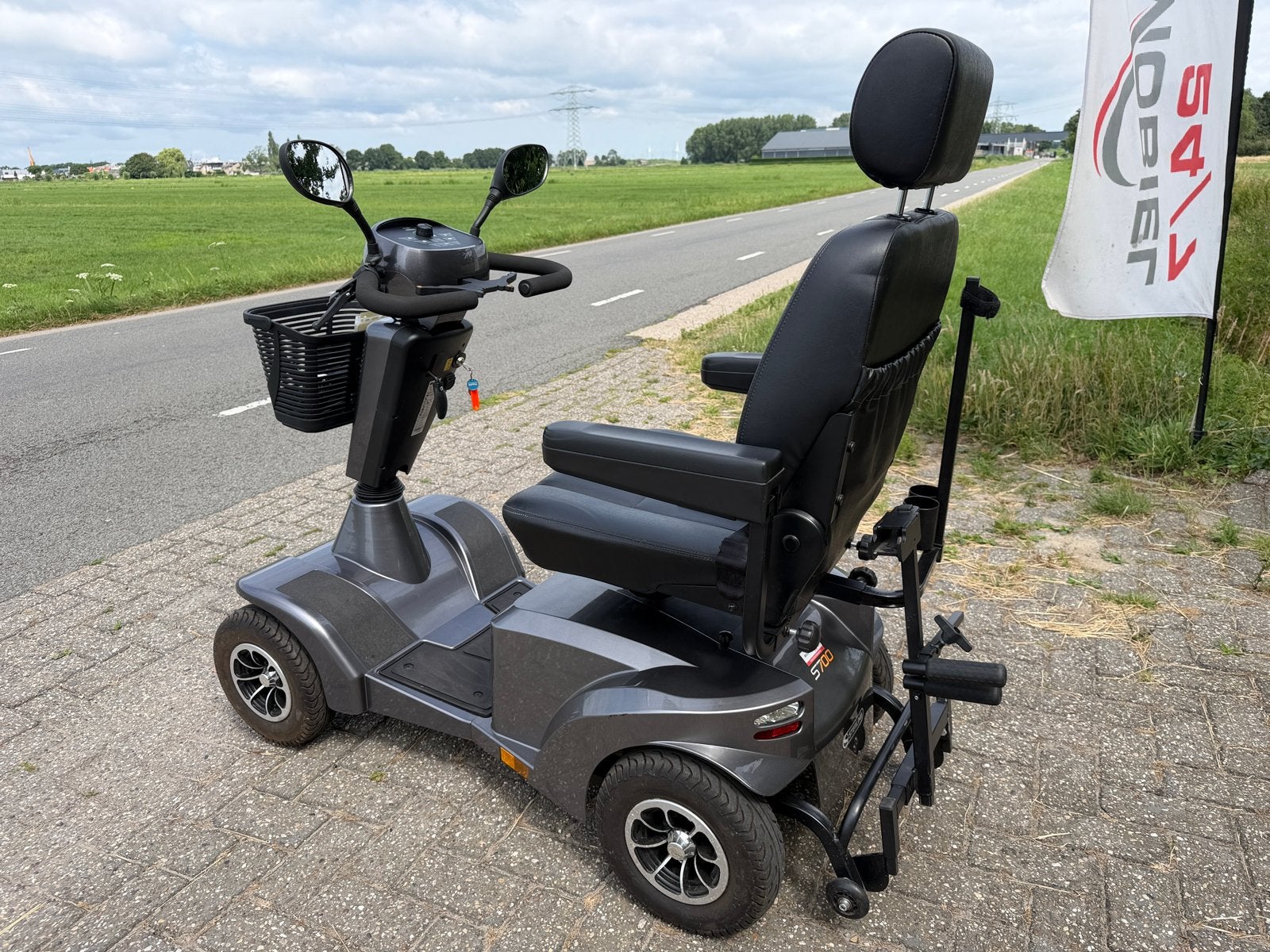 Scootmobiel Sterling S700 in nieuw staat, Ophalen, Zo goed als nieuw, 46 km of meer