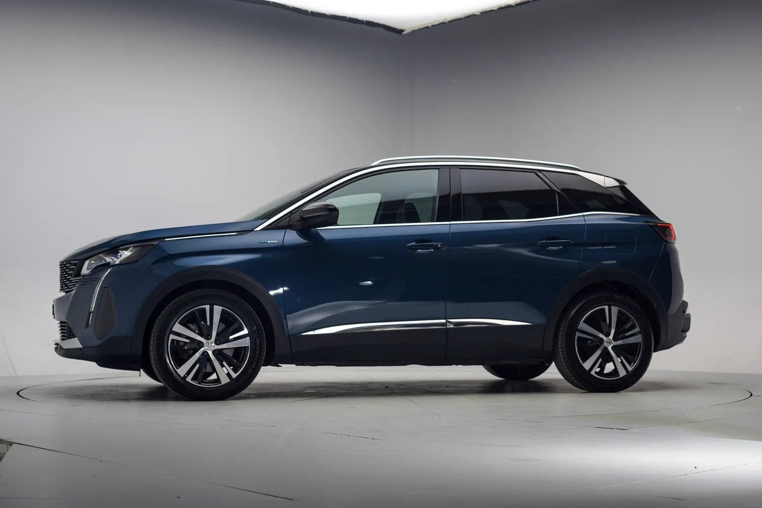 Peugeot 3008 1.6 HYbrid 225pk GT Aut. [ LED Trekhaak Apple/A, Auto's, Blauw, Bedrijf, Hybride Elektrisch/Benzine, 71 km/l