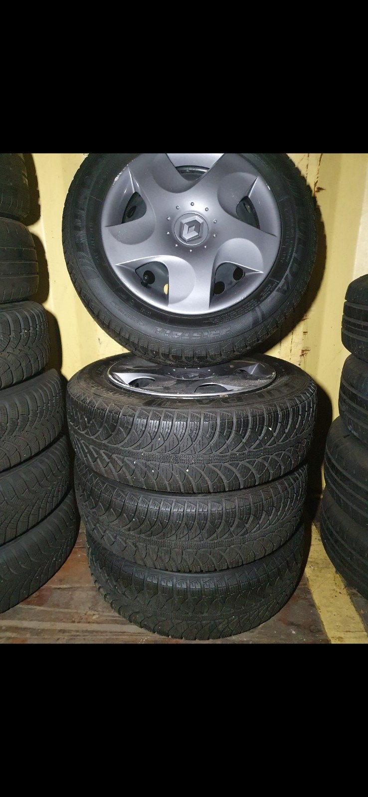 Winterbanden met velgen 175/65/R14, Ophalen