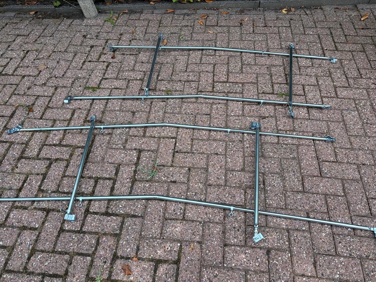 Stalen tent/luifel stokken (boogstokken), Ophalen, Zo goed als nieuw