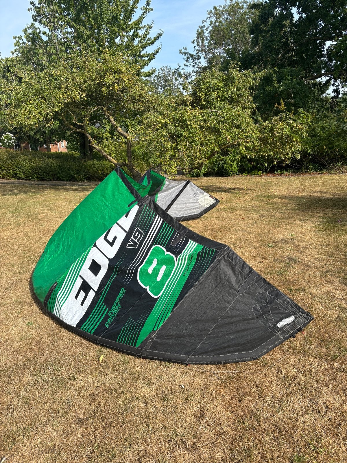 Ozone Edge V9 8m Kitesurf Kite, Gebruikt, 8 m², Geen board, Ophalen of Verzenden