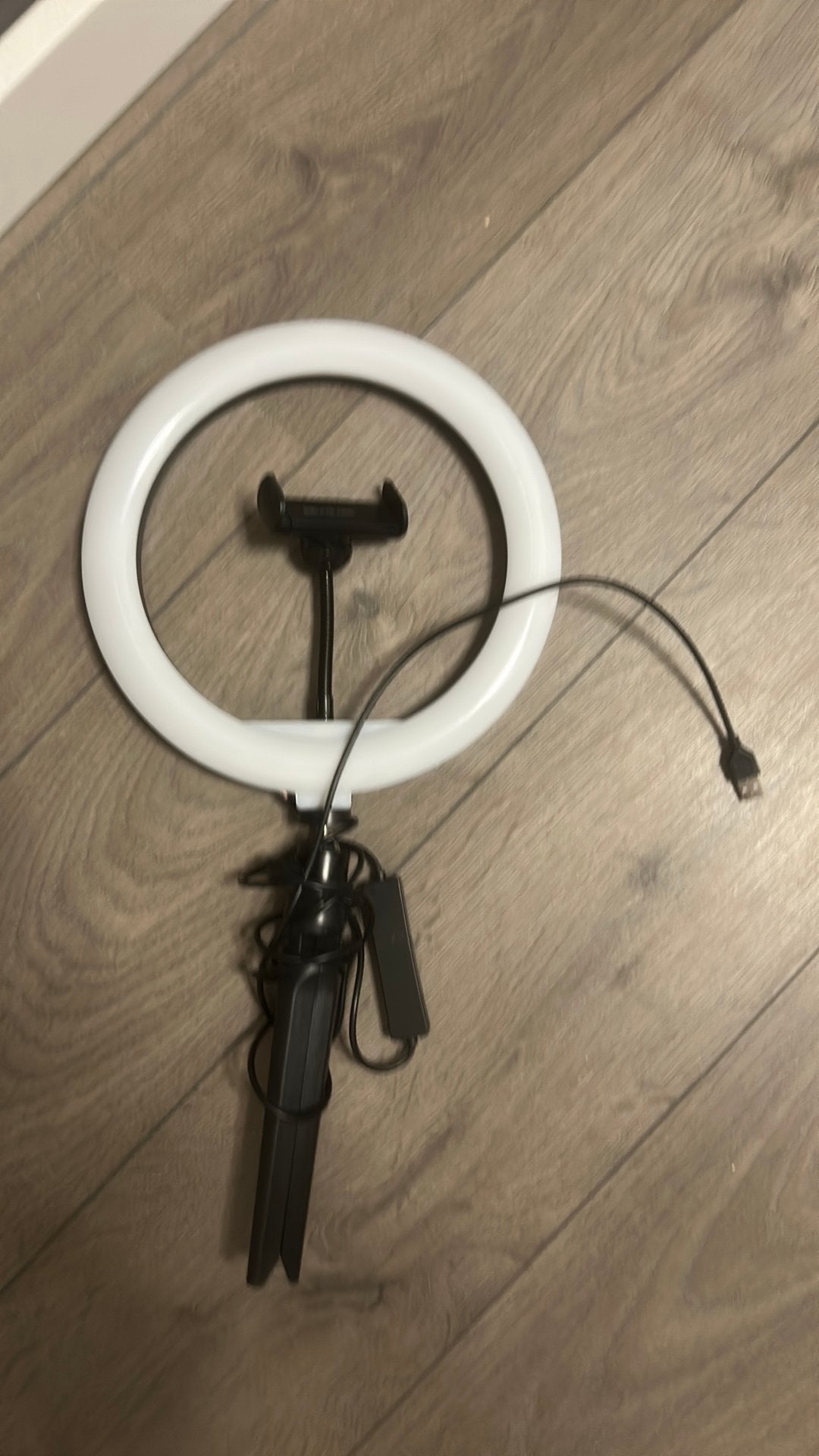 Deze leuke ringlamp met led verlichting, Ophalen, Zo goed als nieuw