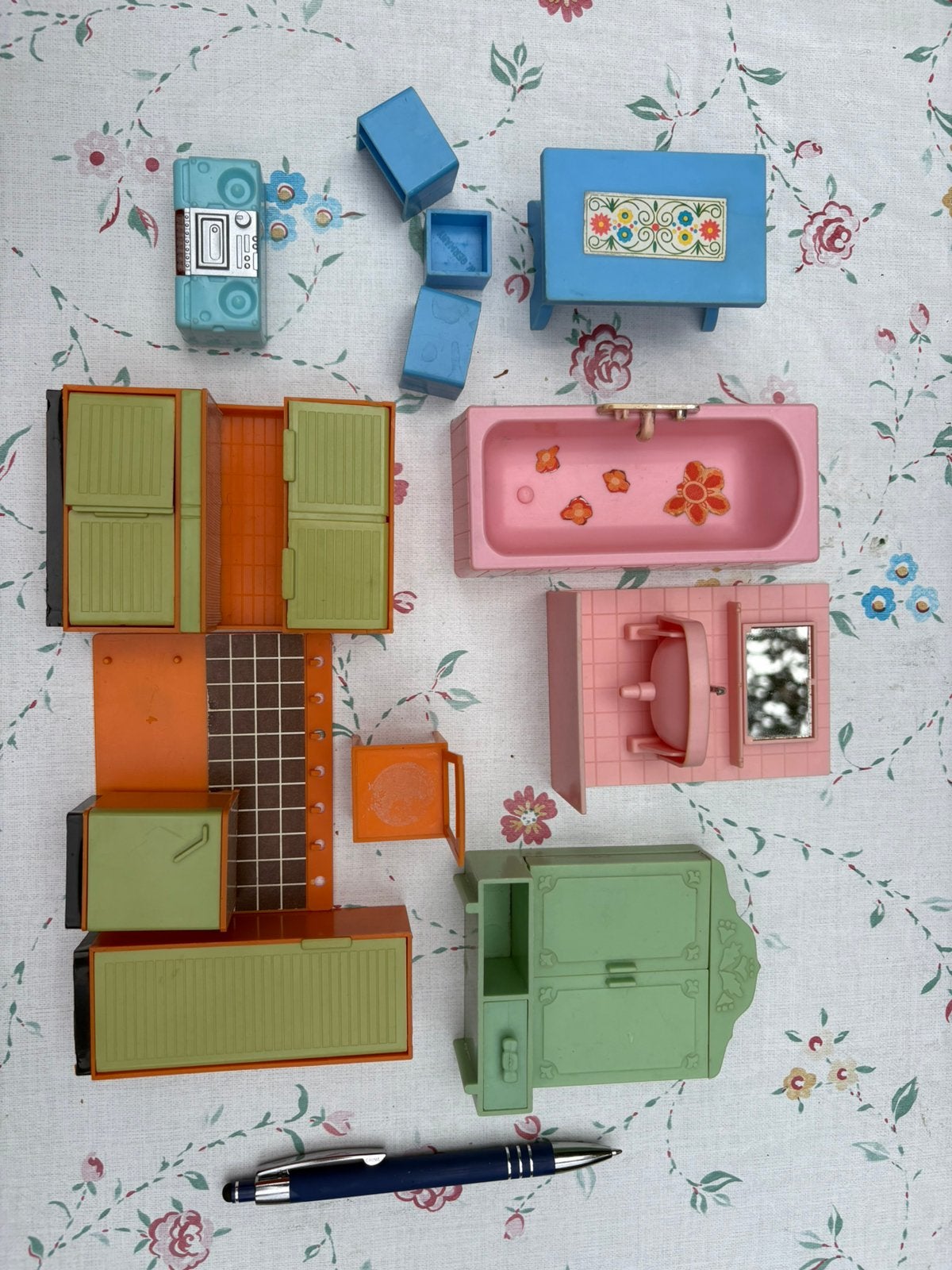 Retro poppenhuis meubeltjes, Verzamelen, Ophalen of Verzenden, Gebruikt, Poppenhuis
