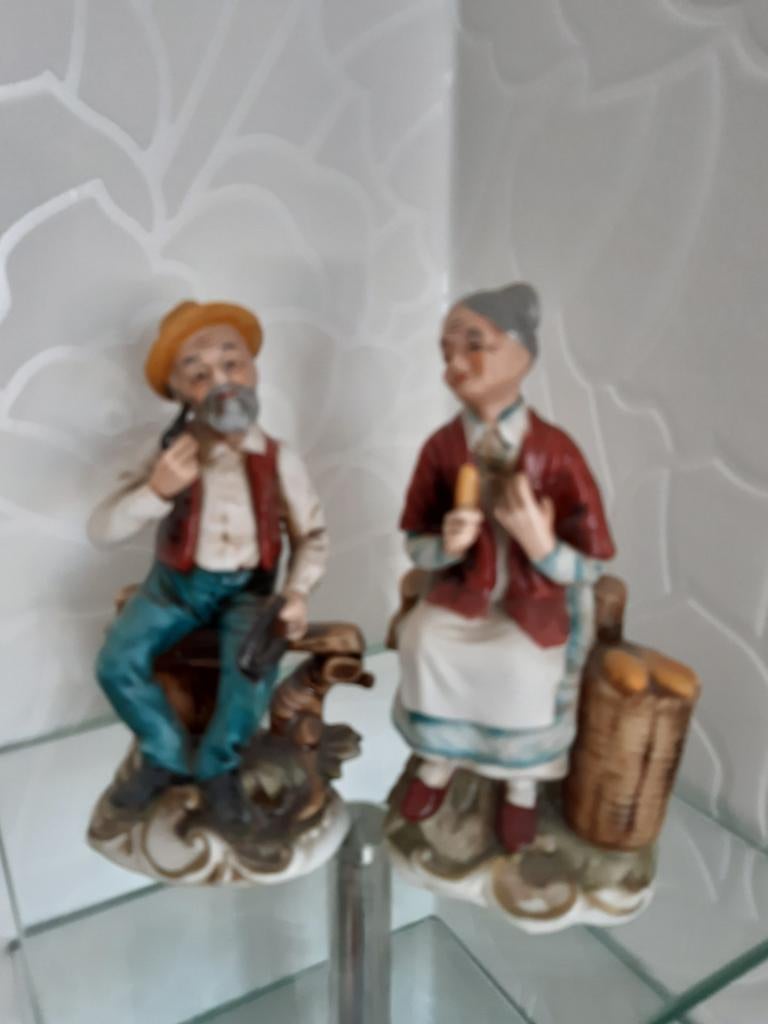 2 porseleinen beeldjes, Ophalen of Verzenden