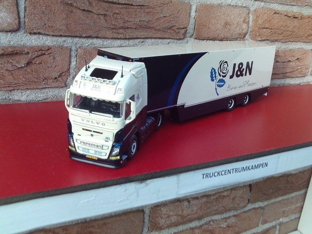 Tekno  Volvo  FH4  Globetrotter  van  J. & N. Blumen., Hobby en Vrije tijd, Modelauto's | 1:50, Ophalen of Verzenden, Nieuw, Bus of Vrachtwagen