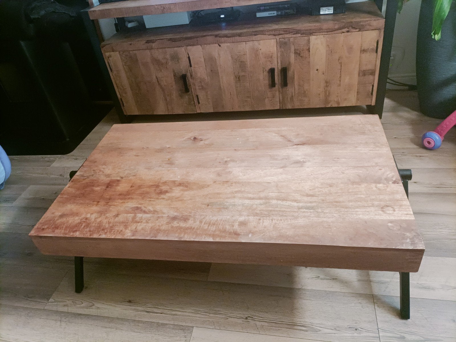 Salontafel mangohout met metalen poten, Gebruikt, 100 tot 150 cm, 50 tot 100 cm, Ophalen