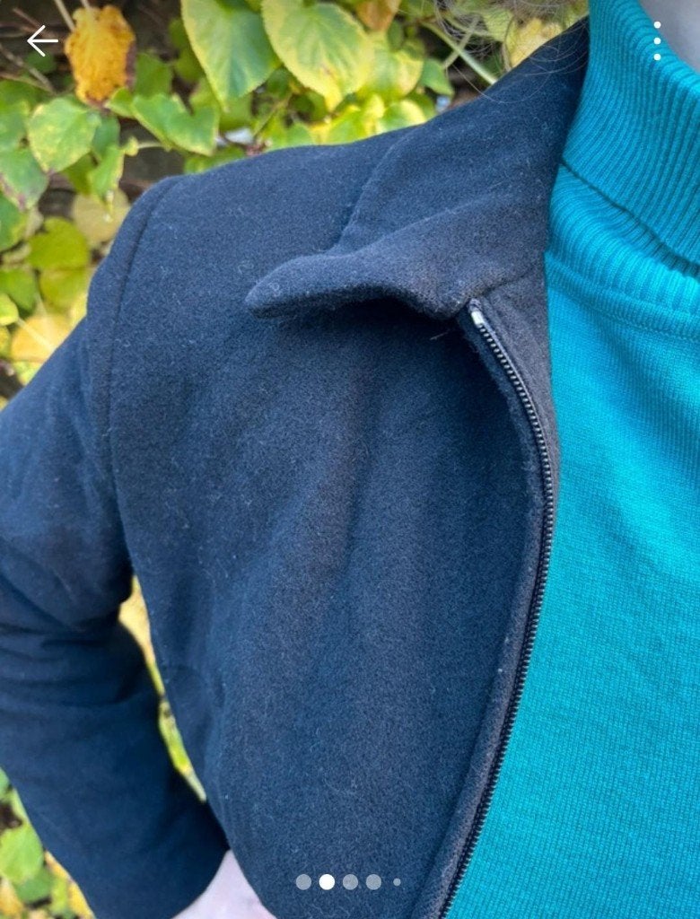 Wollen jas 80% wol, Kleding | Dames, Ophalen of Verzenden, Gedragen, Maat 42/44 (L), Zwart