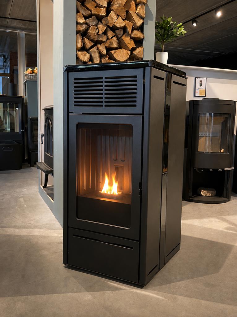 Nieuwe Edil Kamin Nara 2 7 Kw pelletkachel + afstandsbedieni, Huis en Inrichting, Ophalen, Overige brandstoffen, Nieuw, Pelletkachel