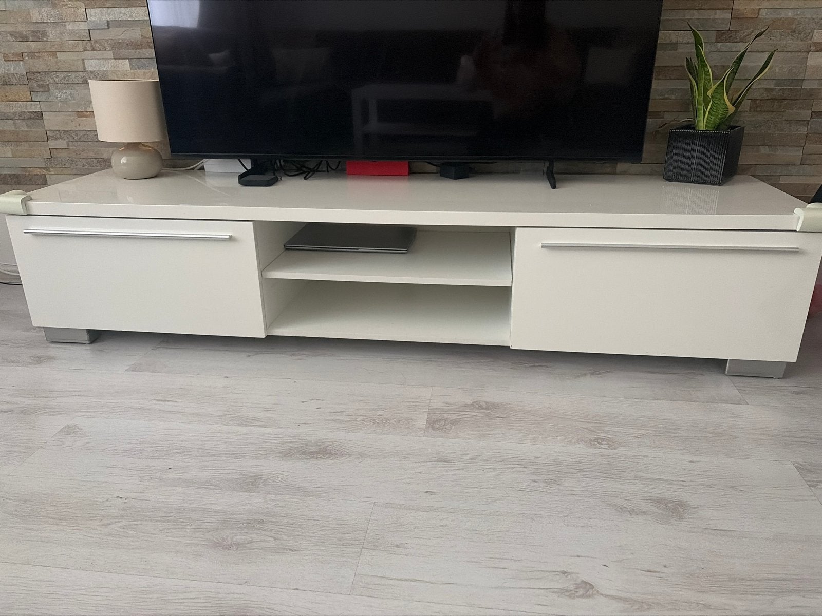 Wit TV-meubel - Zo goed als nieuw, snel ophalen!, Ophalen, Overige materialen, 150 tot 200 cm, Zo goed als nieuw