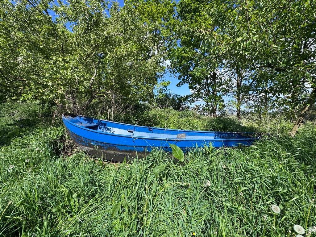 Onverwoestbaar stalen boot 4-5m, vaarklaar, motor optioneel, Watersport en Boten, Hengelsport | Karpervissen, Ophalen, Zo goed als nieuw
