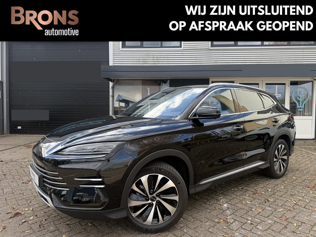 BYD SEAL U 1.5 T DM-i Comfort 125km elektrisch 26,6kwh, Auto's, BYD, Seal U, 4 cilinders, Zwart, Bedrijf