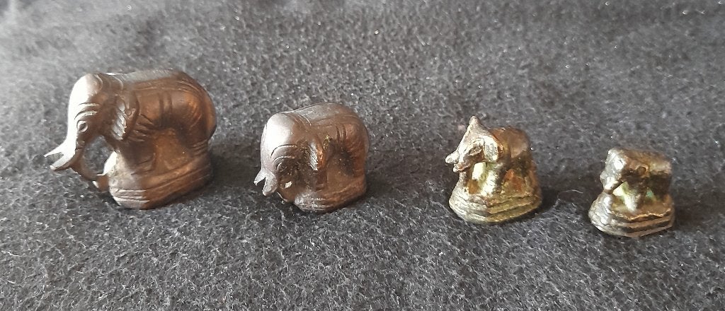 Opiumgewichten messing 4 x olifanten vorm 19e eeuw Azië, Ophalen of Verzenden