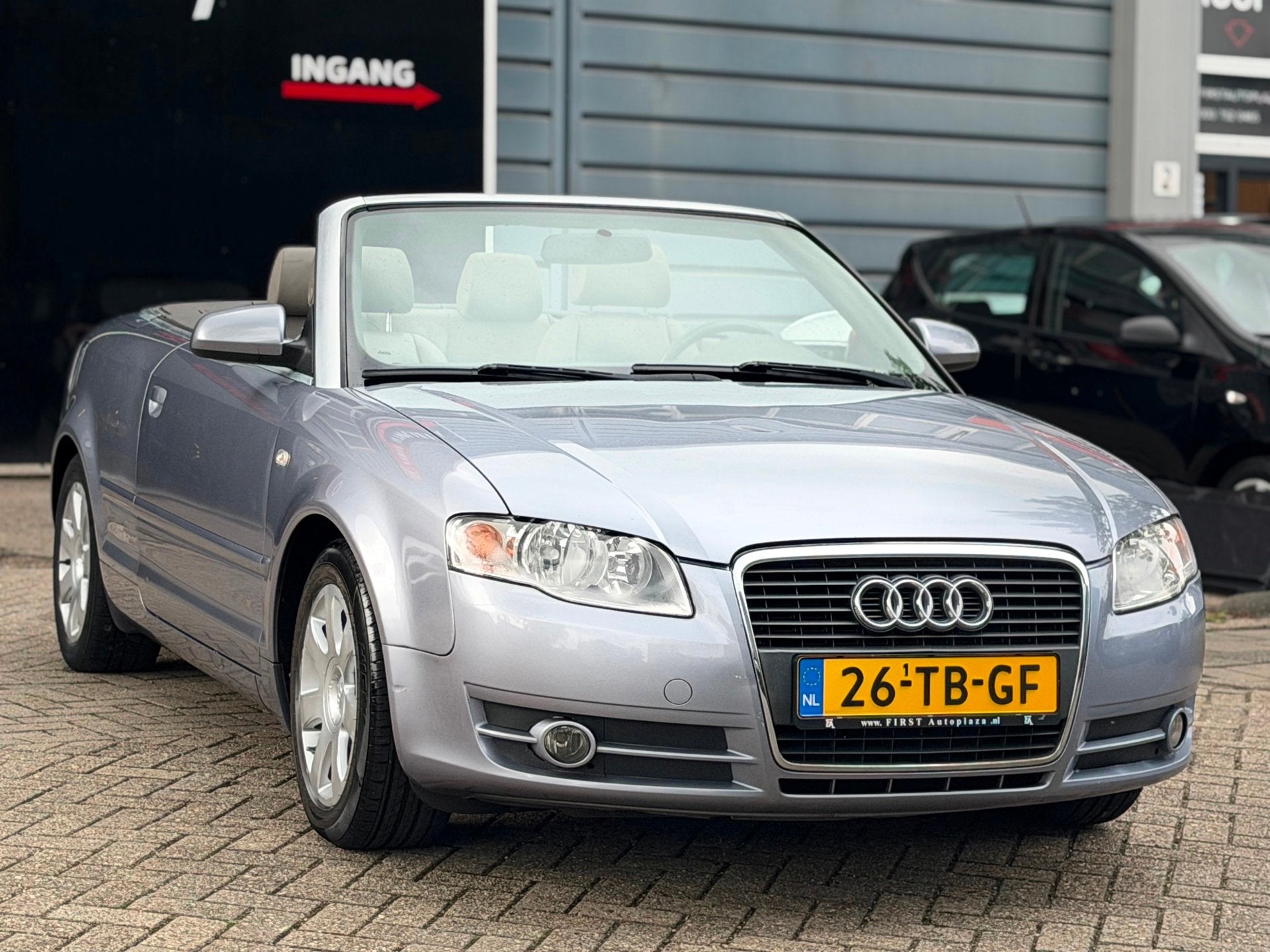 Audi A4 Cabriolet 1.8 Turbo Pro Line LEDER/NAVI/CRUISE | NET, Auto's, Audi, Gebruikt, Beige, 4 cilinders, 4 stoelen